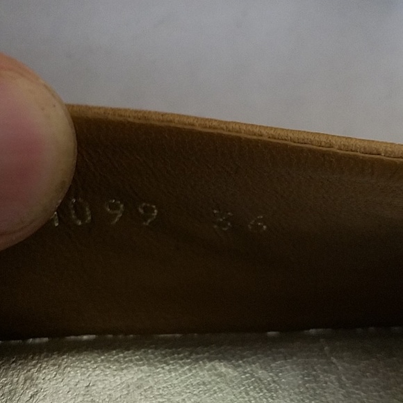 Prada tan flats B64 - Picture 6 of 7